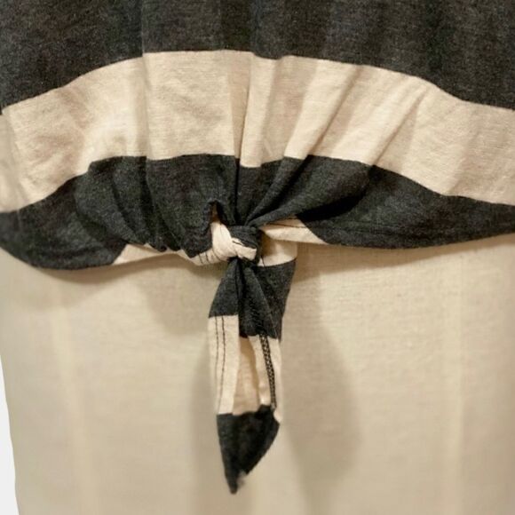 Socialite Stripe Front Tie Tank Top - Picture 3 of 7